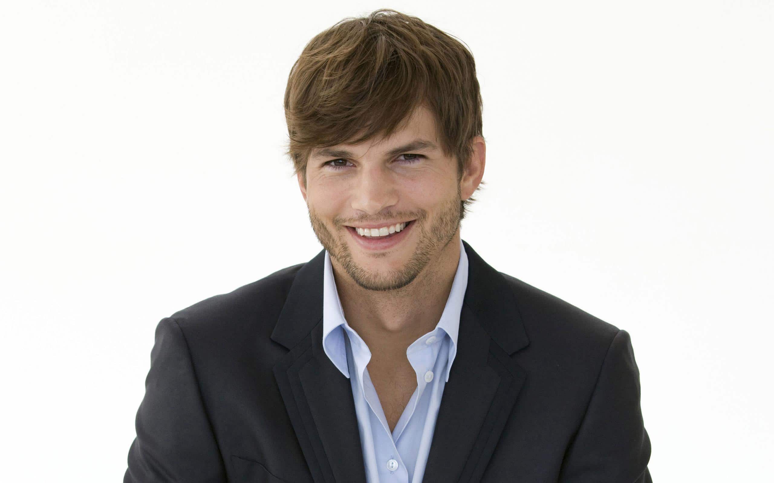 Ashton Kutcher Net Worth 2022